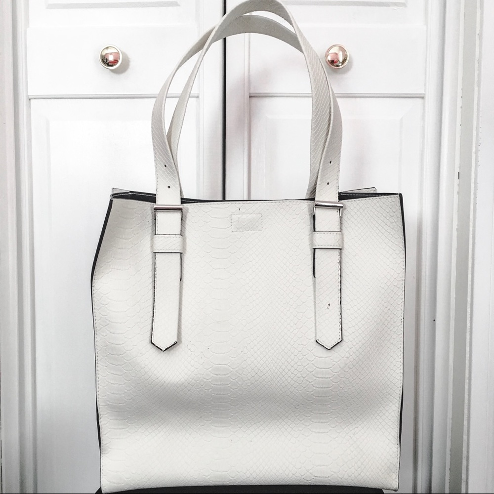 White Snake Pattern Bag - image 1